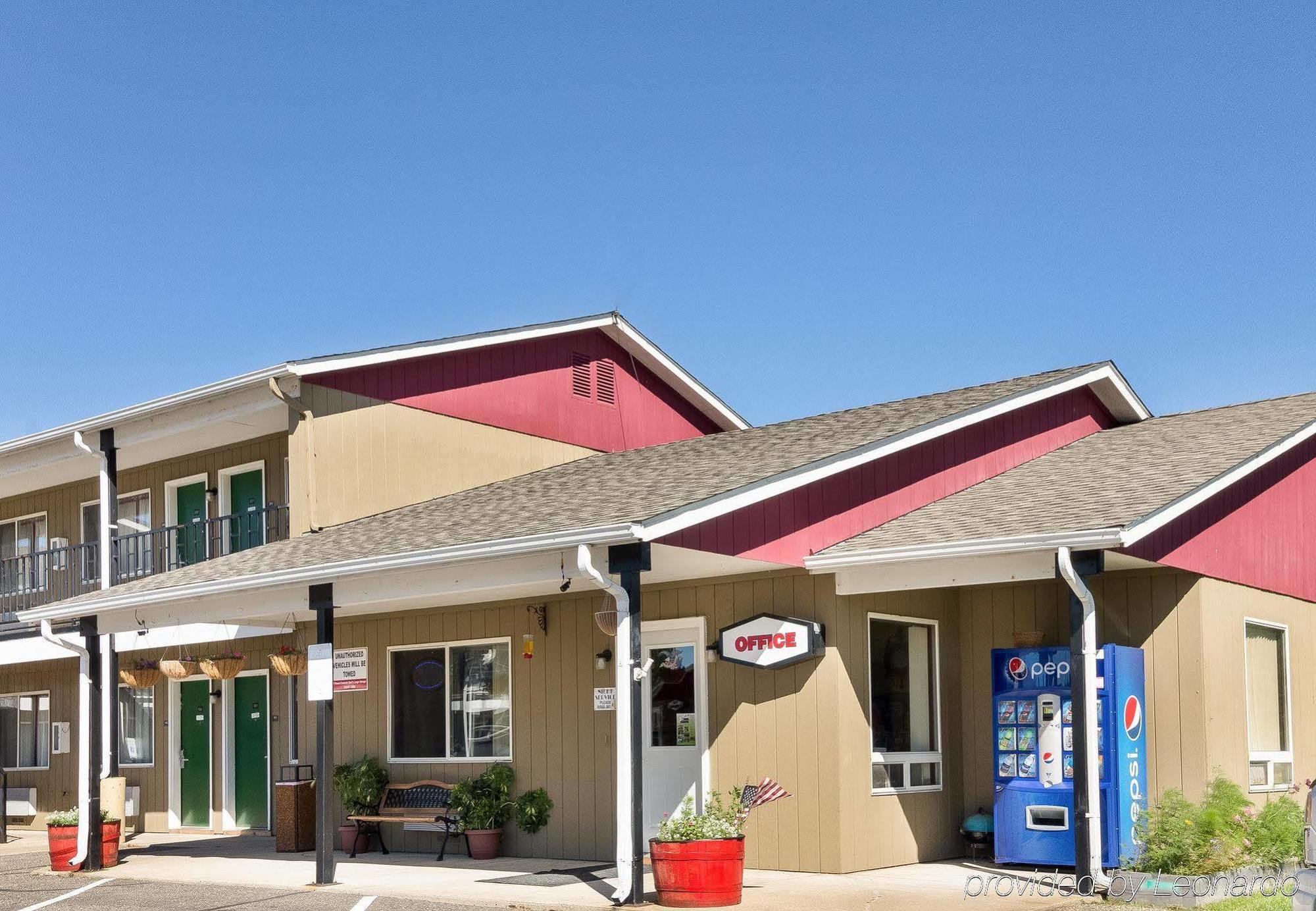 Rodeway Inn Pine River מראה חיצוני תמונה