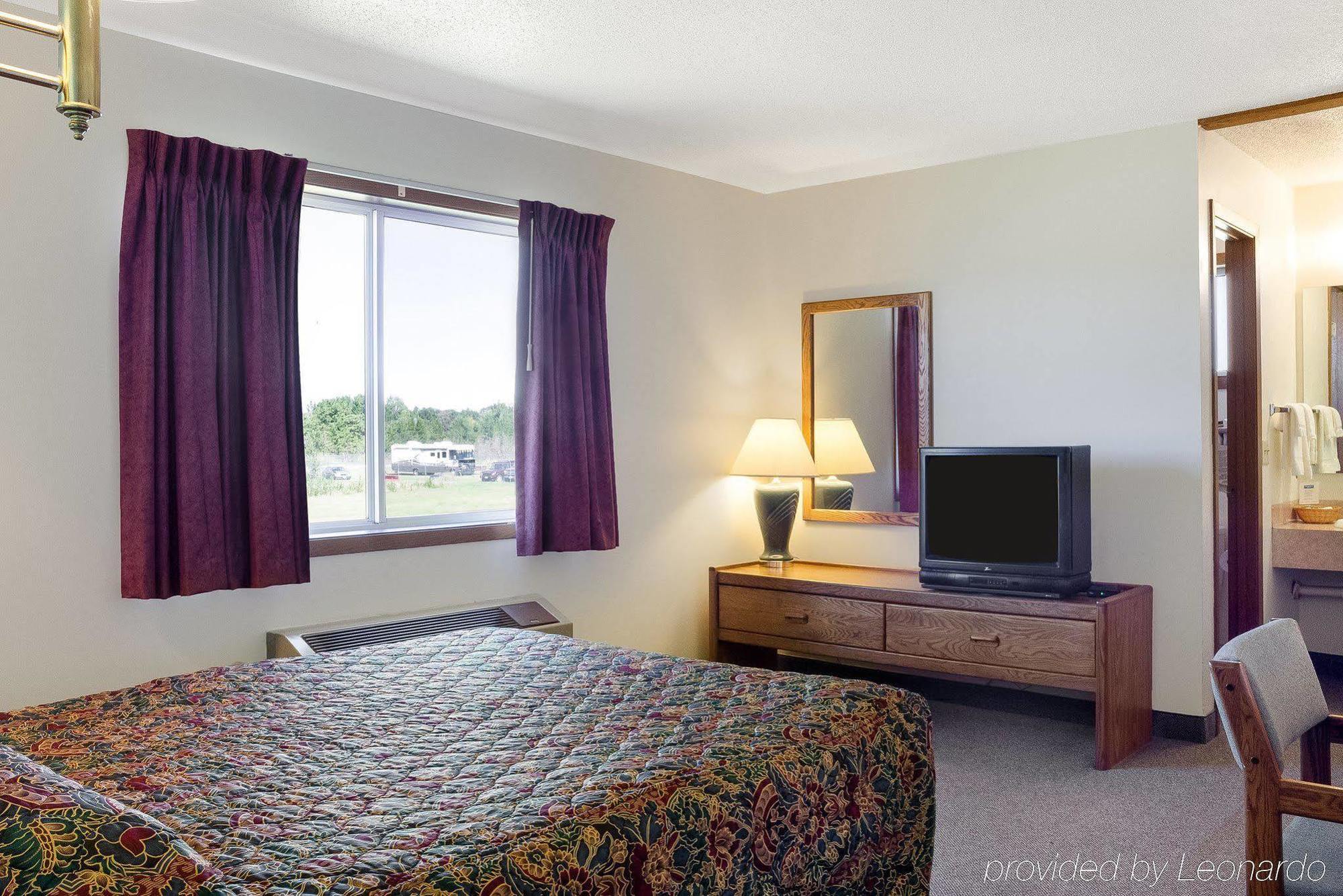 Rodeway Inn Pine River מראה חיצוני תמונה