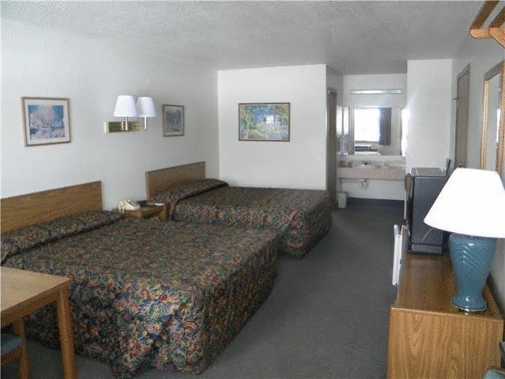 Rodeway Inn Pine River מראה חיצוני תמונה